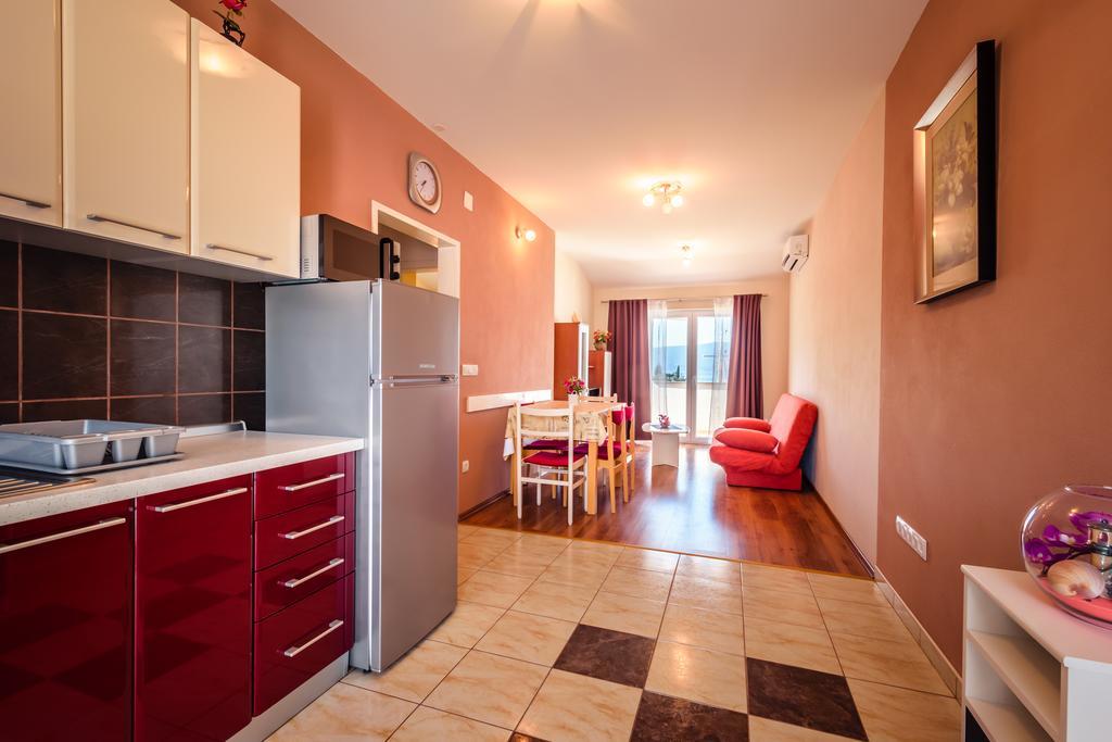 Apartments Galeb บลัตเซ ภายนอก รูปภาพ