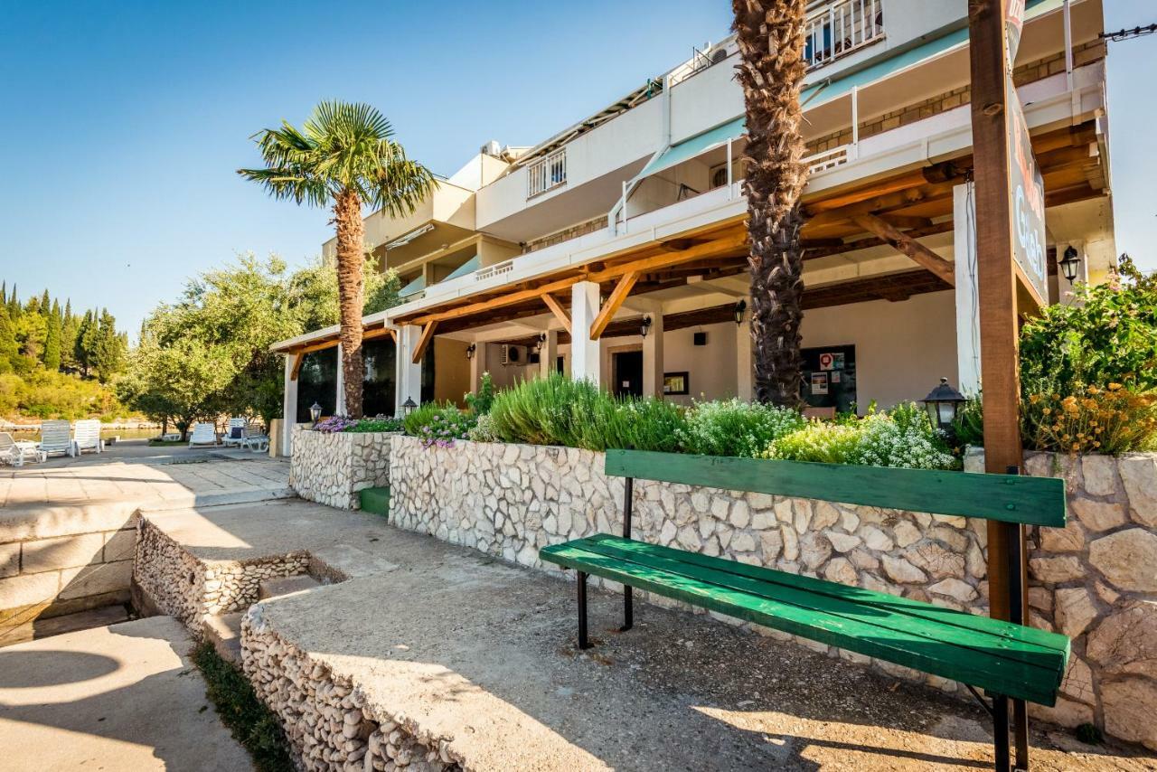 Apartments Galeb บลัตเซ ภายนอก รูปภาพ